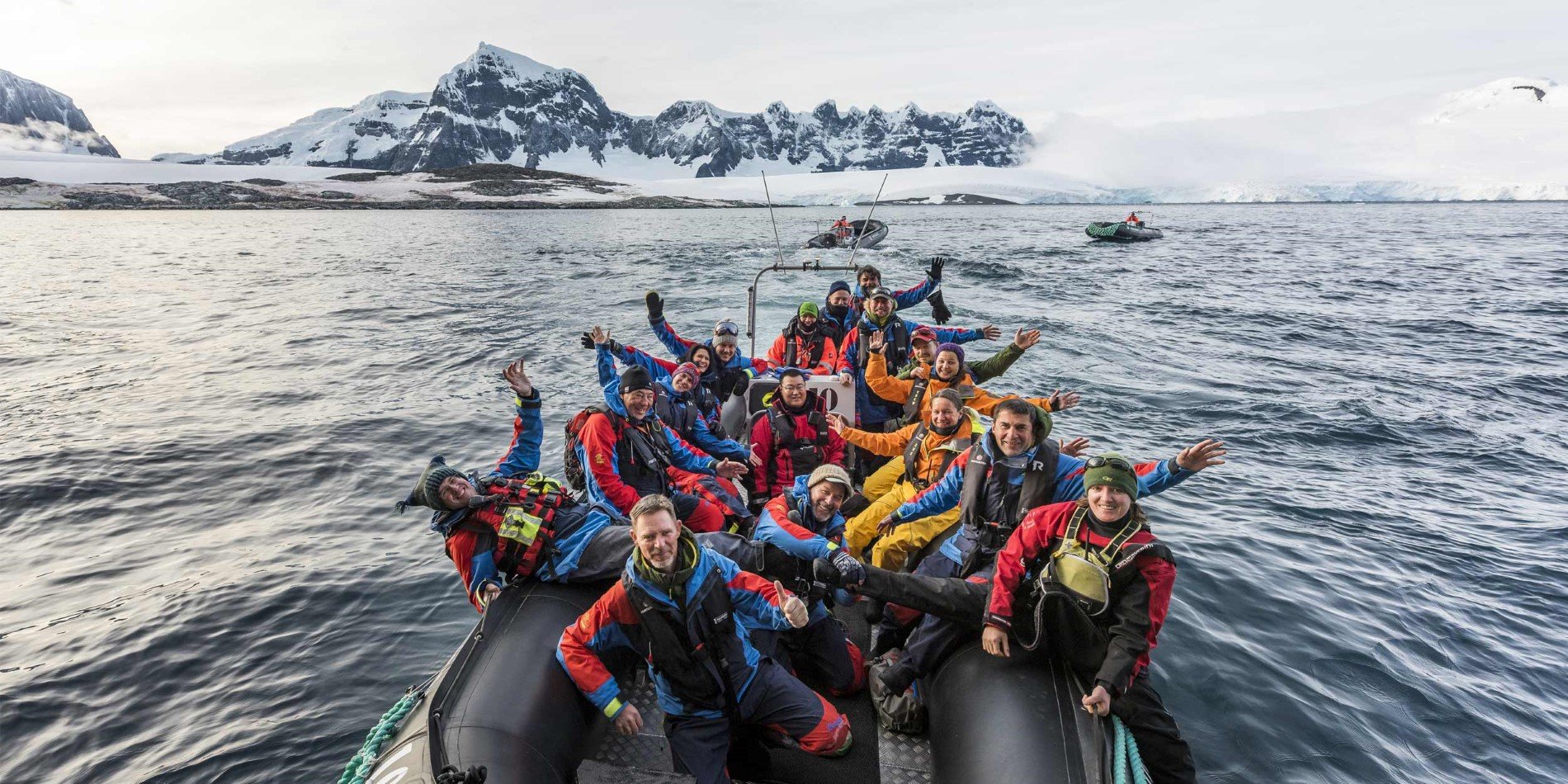 Expedition team cruising på Damoy Point, Antarktis
